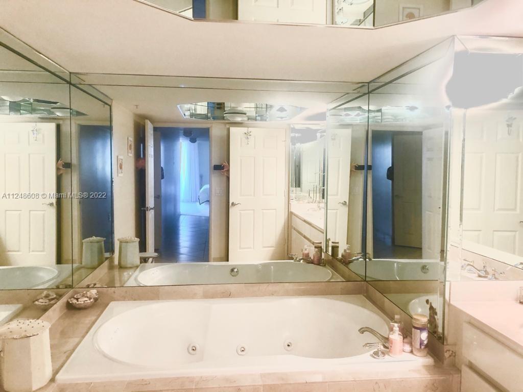 Photo of 16711 Collins Ave #706, Sunny Isles Beach, Florida, 33160 -