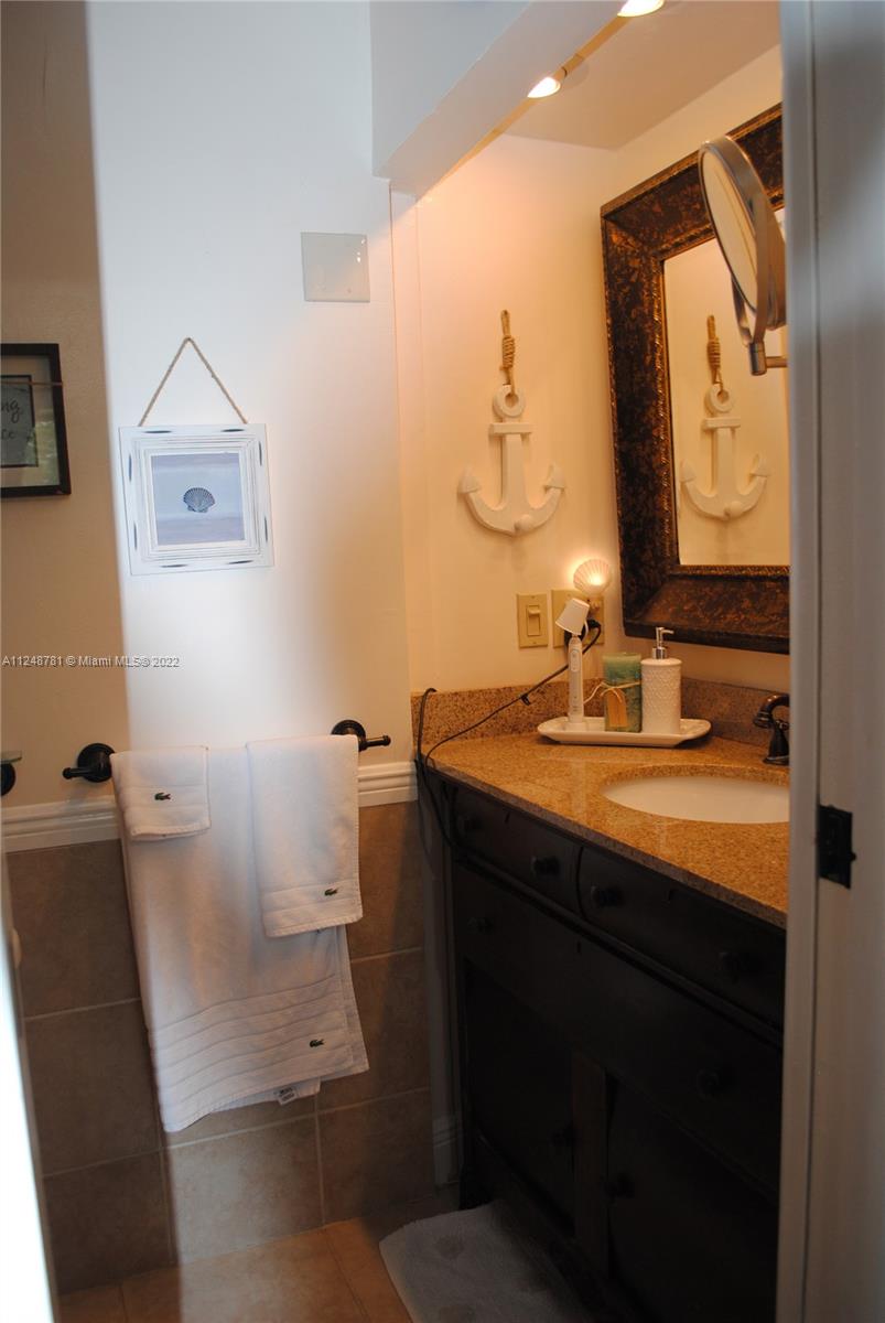 See details / 2760 sq. ft. $ 2023-01-04 0 Photo