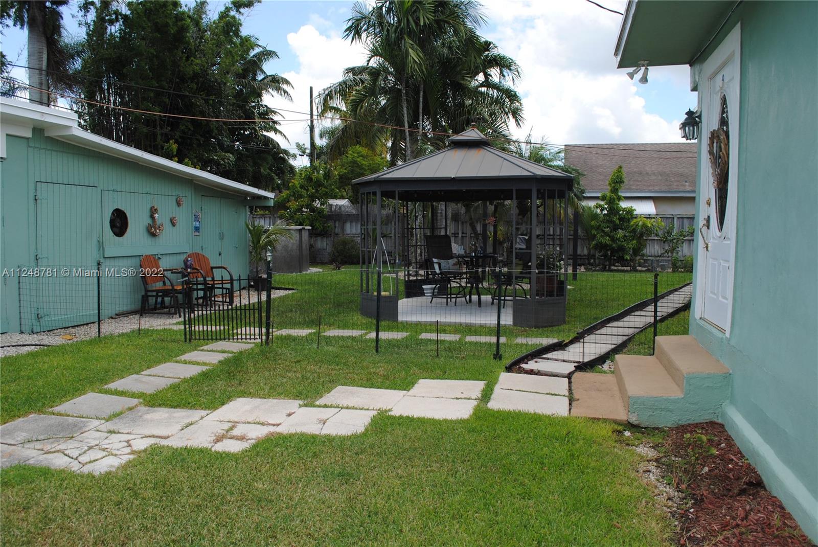 See details / 2760 sq. ft. $ 2023-01-04 0 Photo