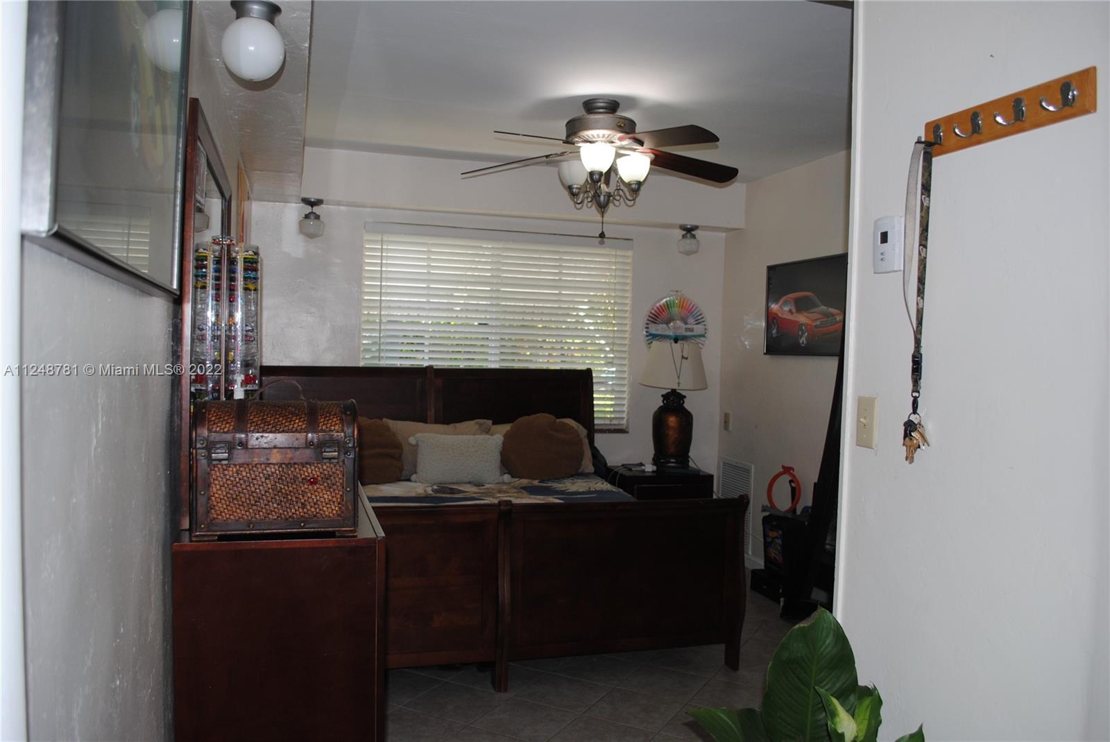 See details / 2760 sq. ft. $ 2023-01-04 0 Photo