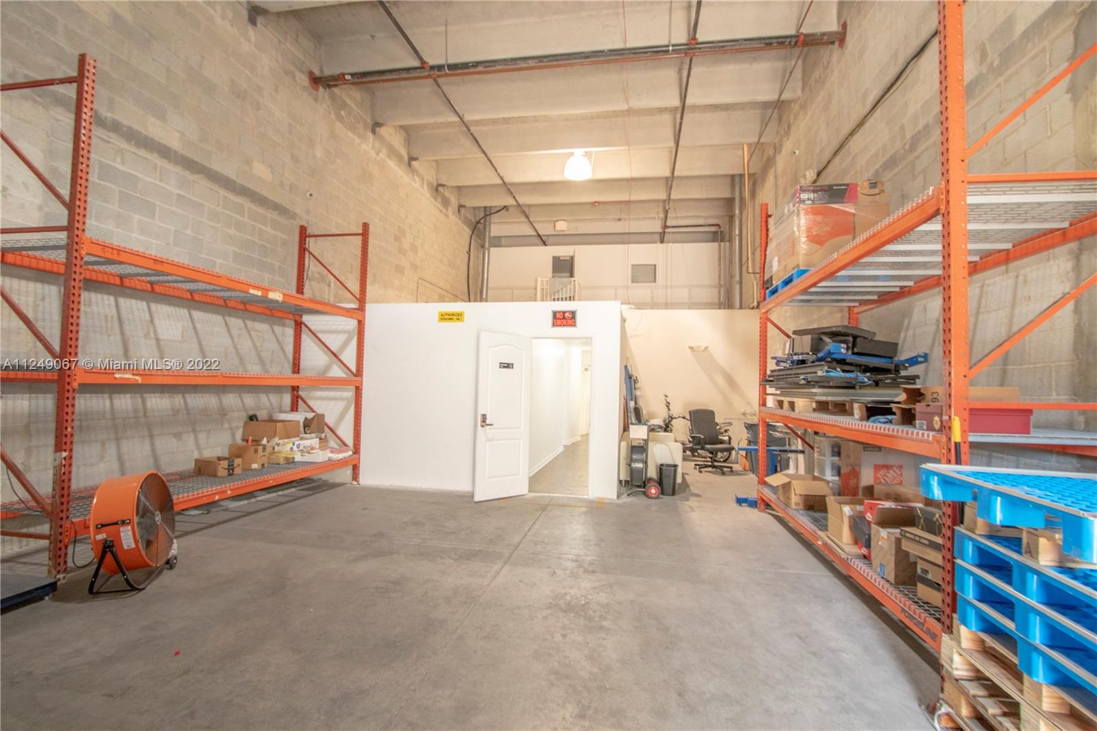See details 169 / sq. ft. $ 2022-09-30 0 Photo