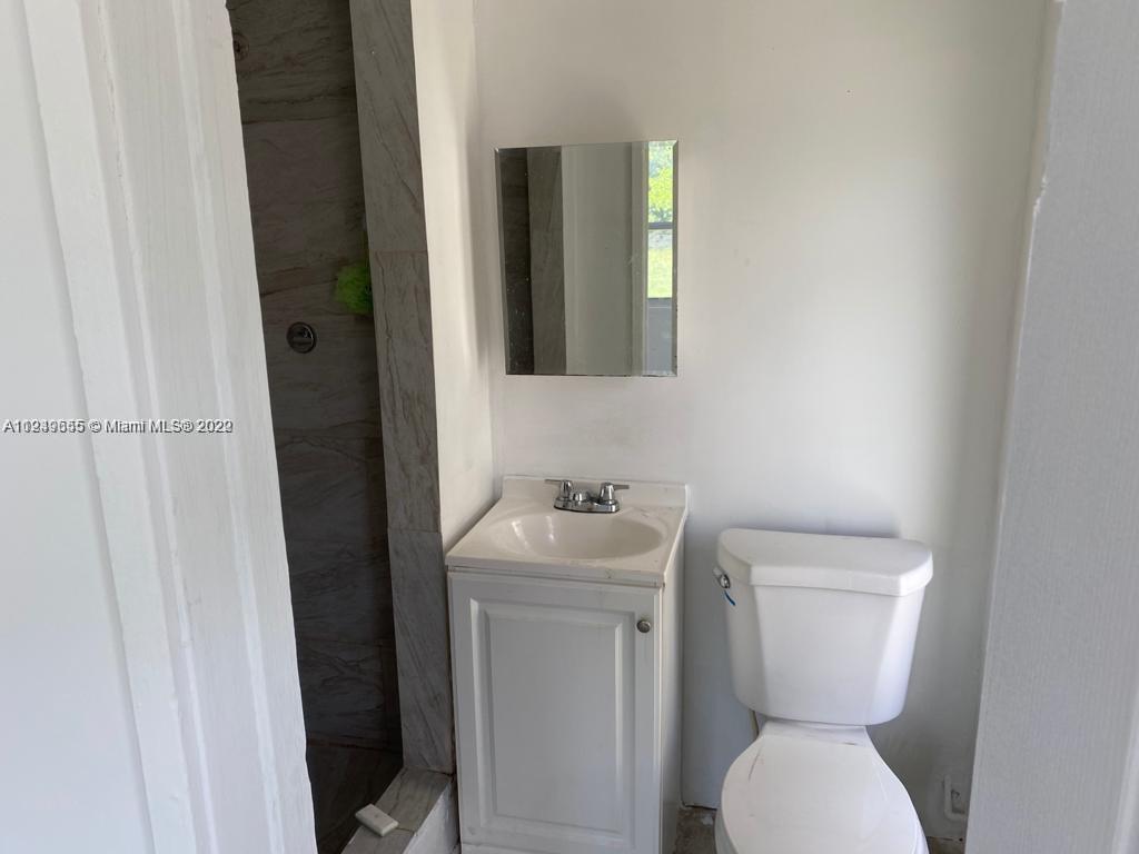 See details / sq. ft. $ 2022-08-01 0 Photo