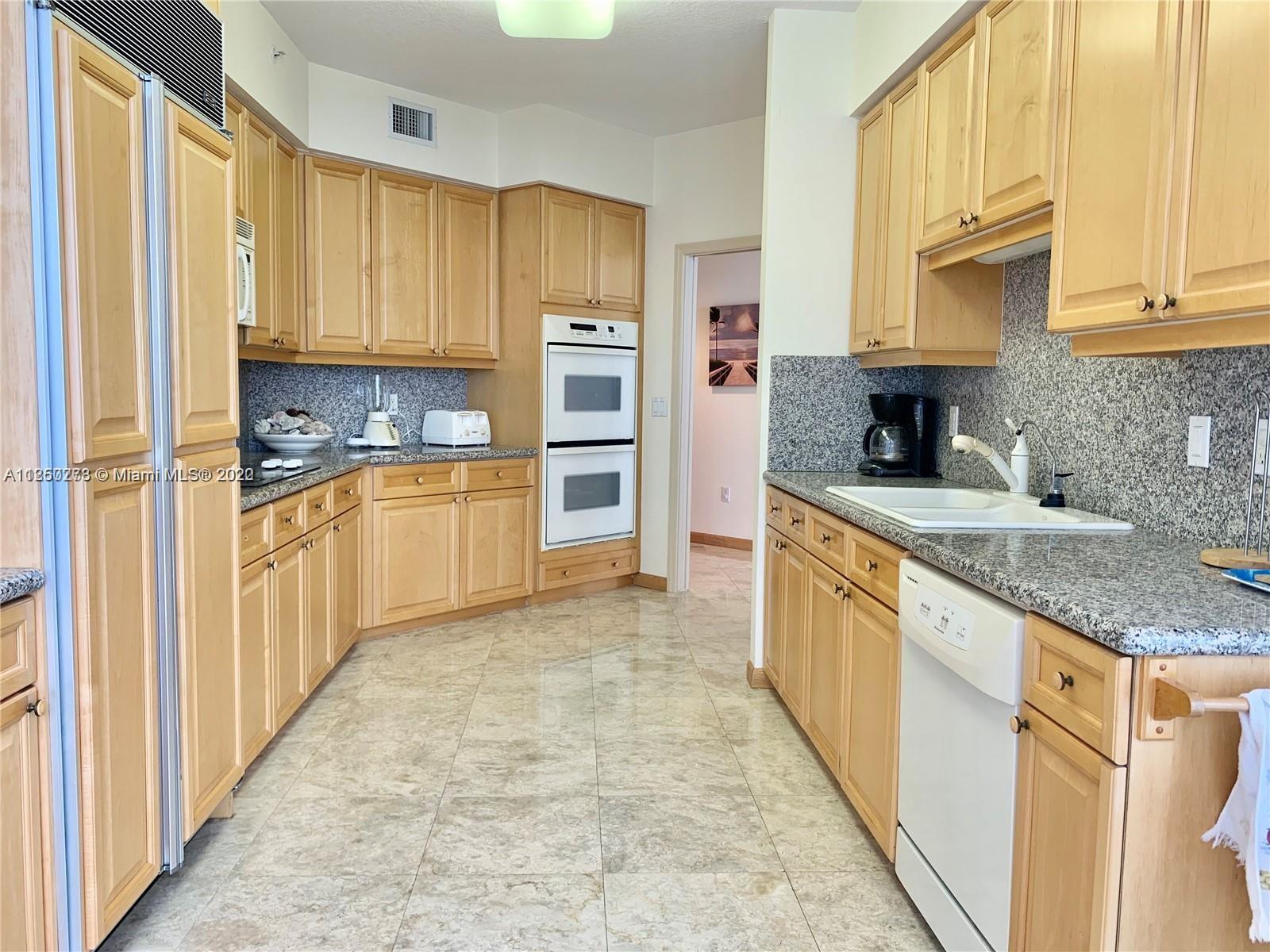 Photo of 6051 Ocean Dr #901, Hollywood, Florida, 33019 -