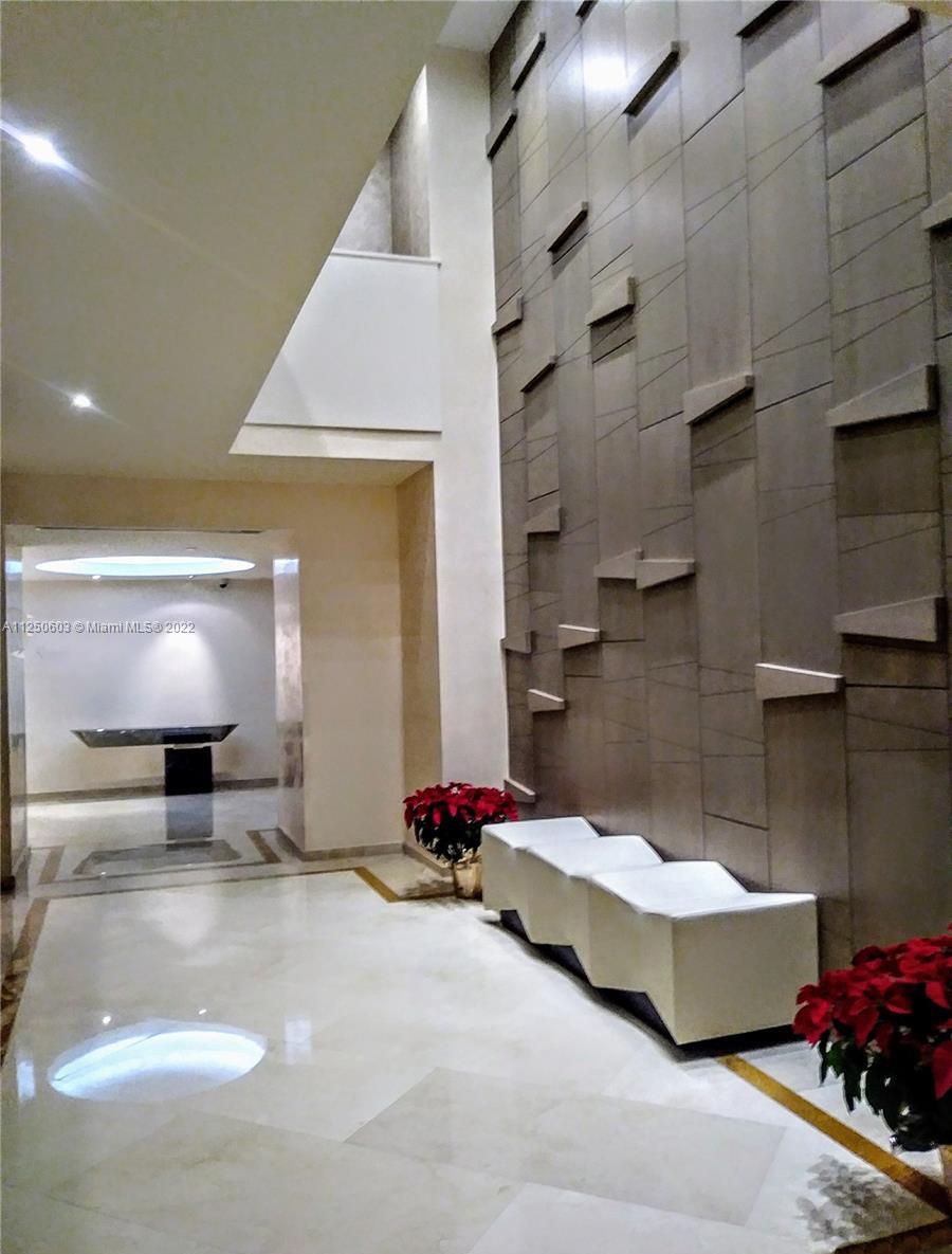Photo of 19355 Turnberry Way #4C, Aventura, Florida, 33180 -