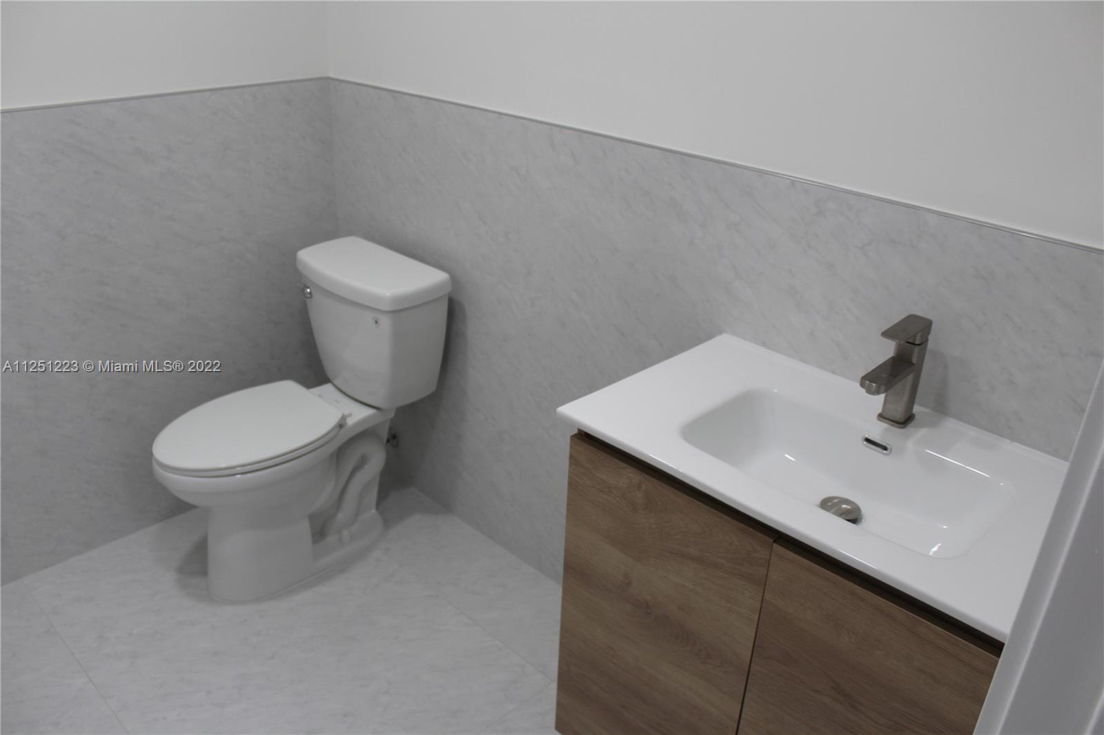 See details G22 / sq. ft. $ 2022-08-03 0 Photo