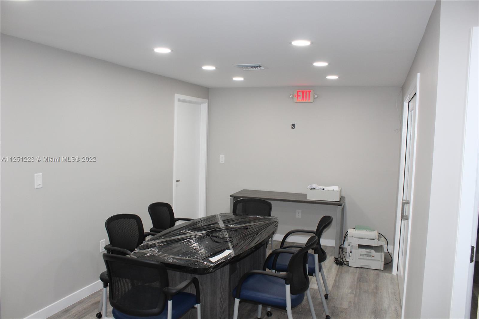 See details G22 / sq. ft. $ 2022-08-03 0 Photo
