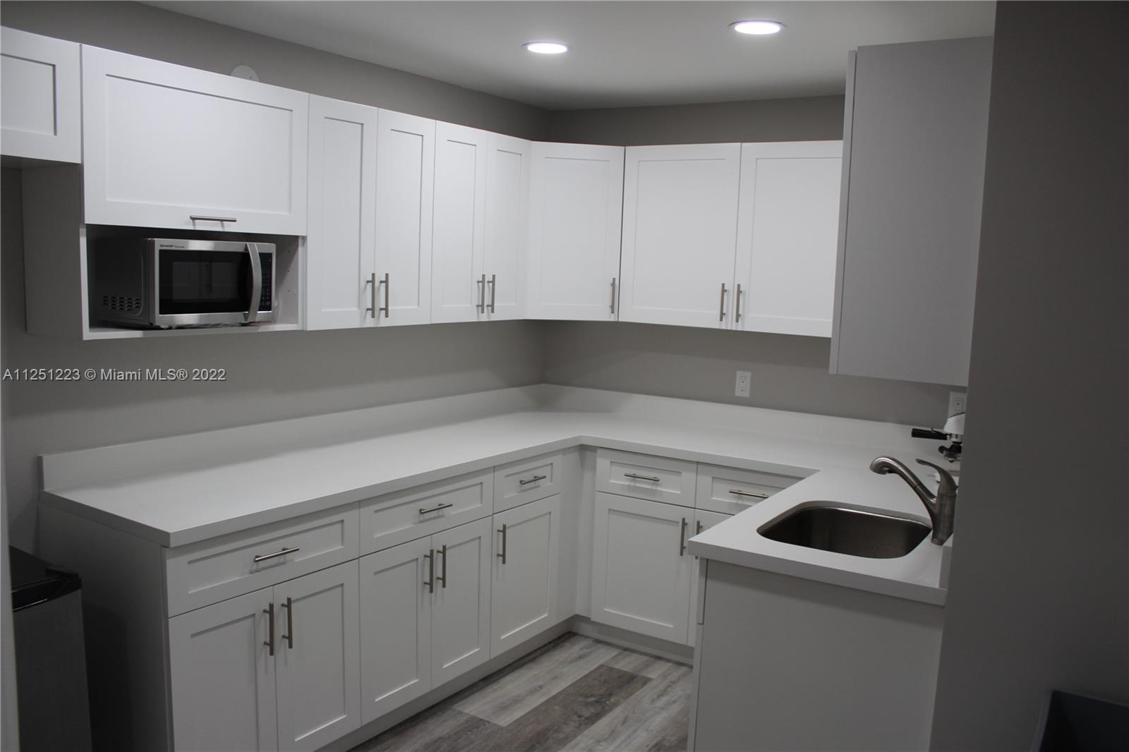 See details G22 / sq. ft. $ 2022-08-03 0 Photo