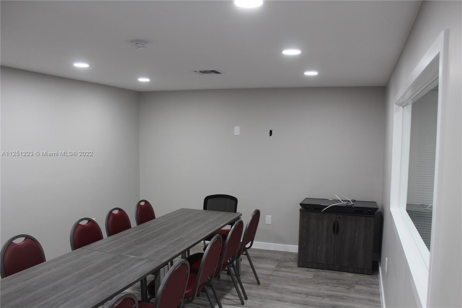 See details G22 / sq. ft. $ 2022-08-03 0 Photo