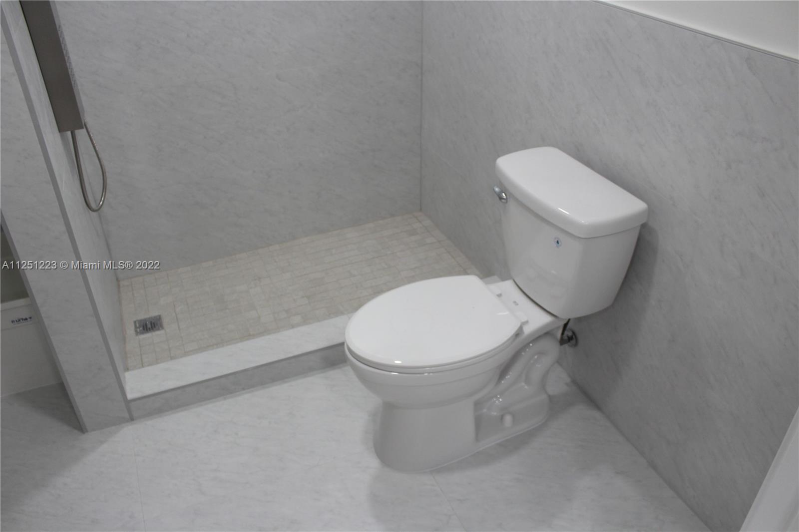 See details G22 / sq. ft. $ 2022-08-03 0 Photo