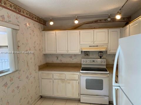 Ver detalles 208M 2 / 2 1010 sq. ft. $ 2022-08-03 0 foto