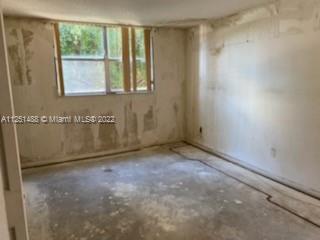 Ver detalles 208M 2 / 2 1010 sq. ft. $ 2022-08-03 0 foto