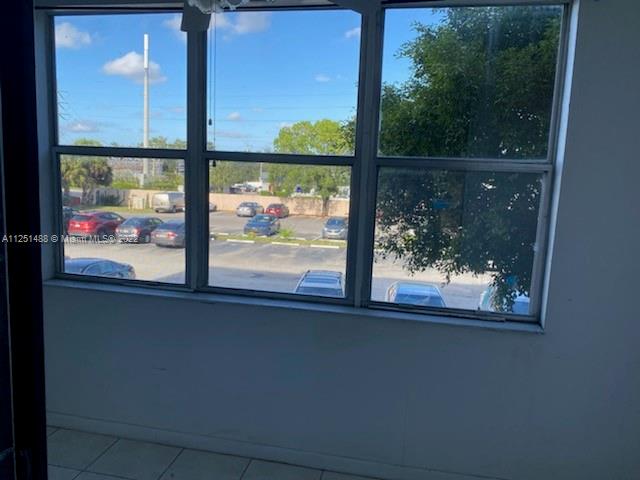 Ver detalles 208M 2 / 2 1010 sq. ft. $ 2022-08-03 0 foto