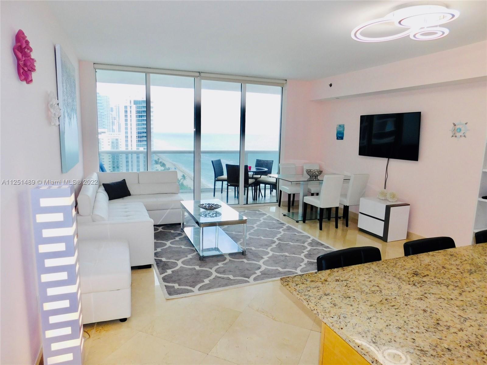 Ver detalles 1912 1 / 1 844 sq. ft. $ 2022-10-18 0 foto