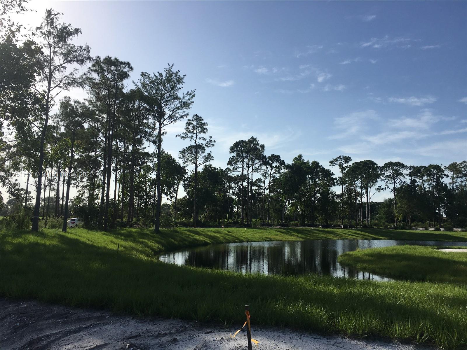 Ver detalles / sq. ft. $ 2025-11-03 0 foto