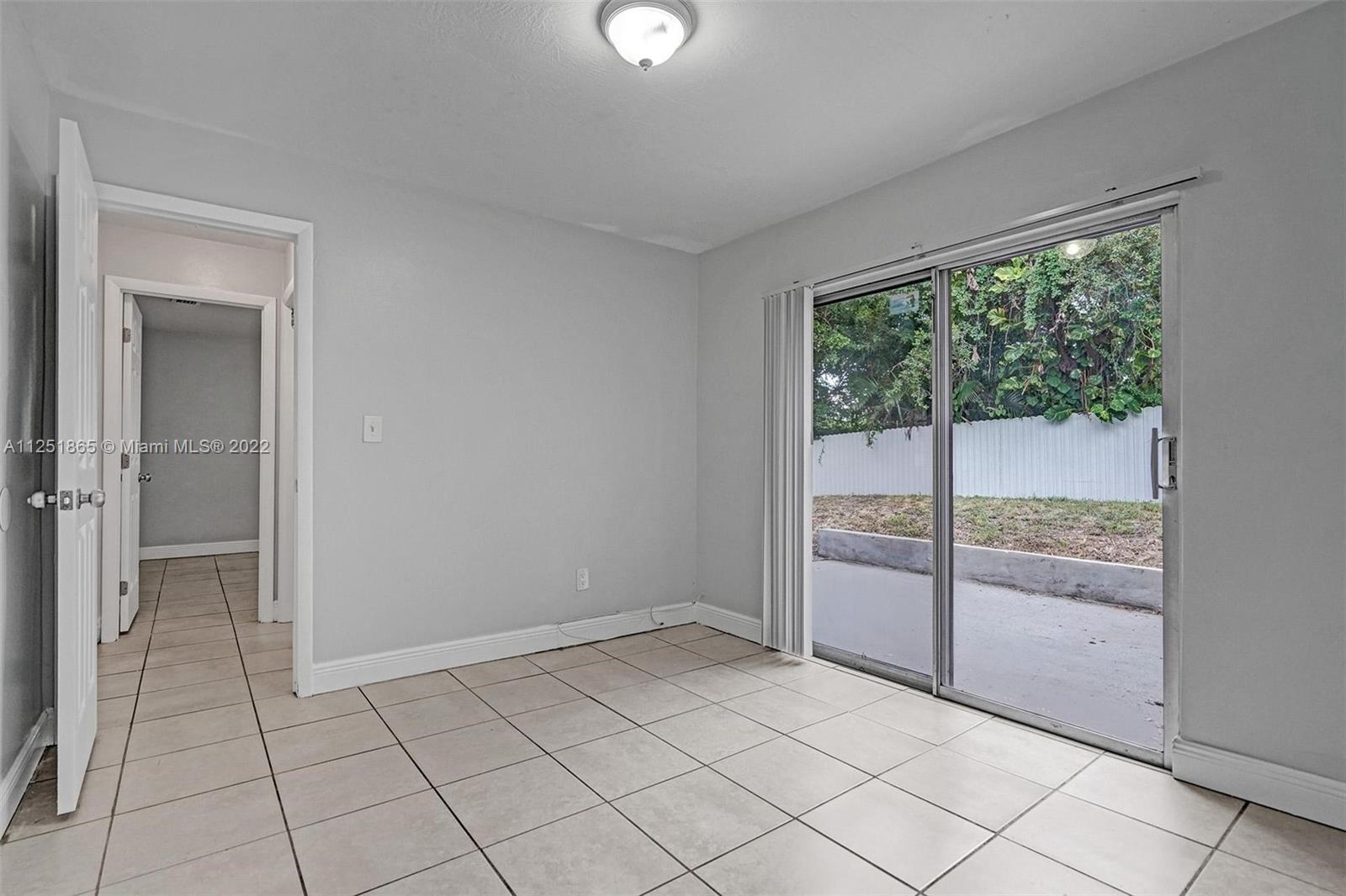 See details / 1594 sq. ft. $ 2022-11-15 0 Photo