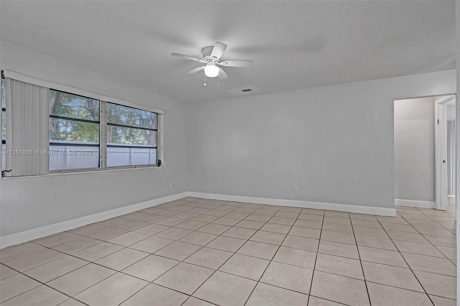 See details / 1594 sq. ft. $ 2022-11-15 0 Photo