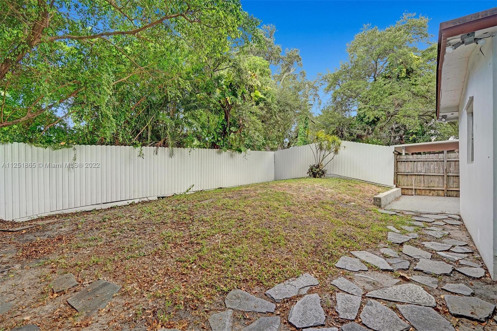 See details / 1594 sq. ft. $ 2022-11-15 0 Photo