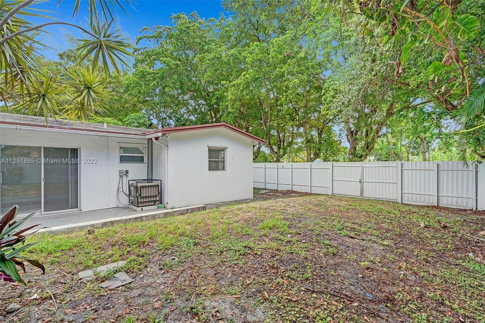 See details / 1594 sq. ft. $ 2022-11-15 0 Photo
