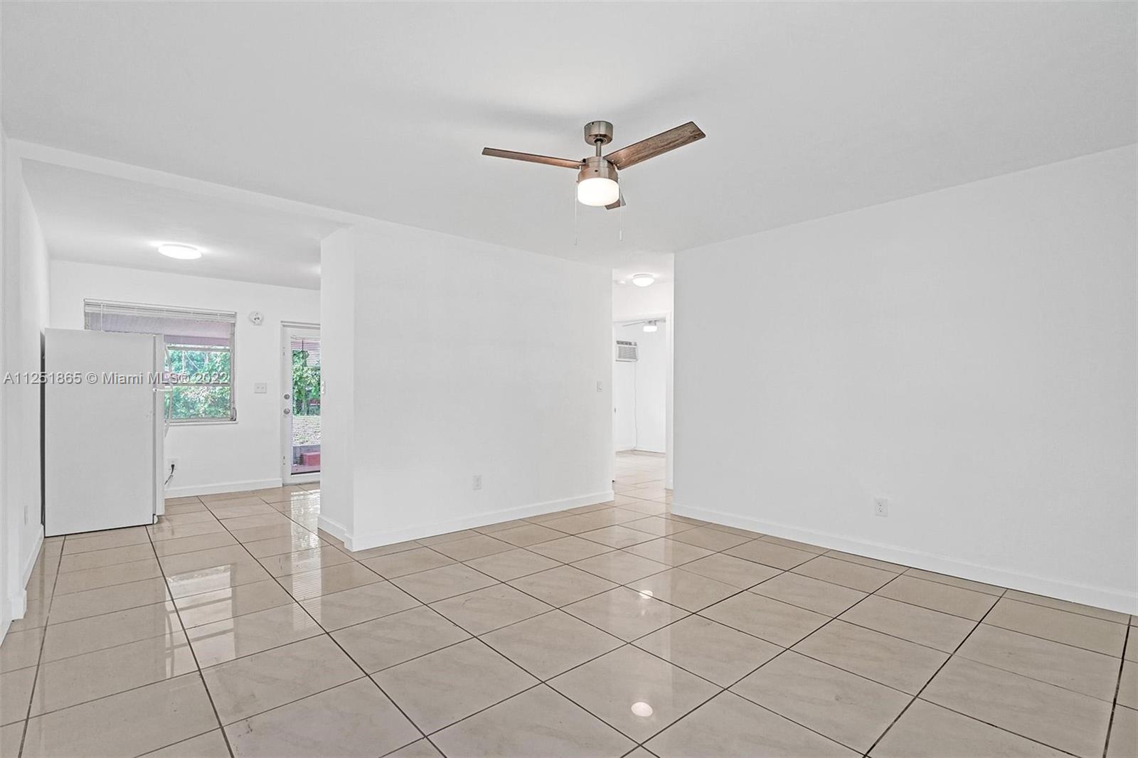 See details / 1594 sq. ft. $ 2022-11-15 0 Photo