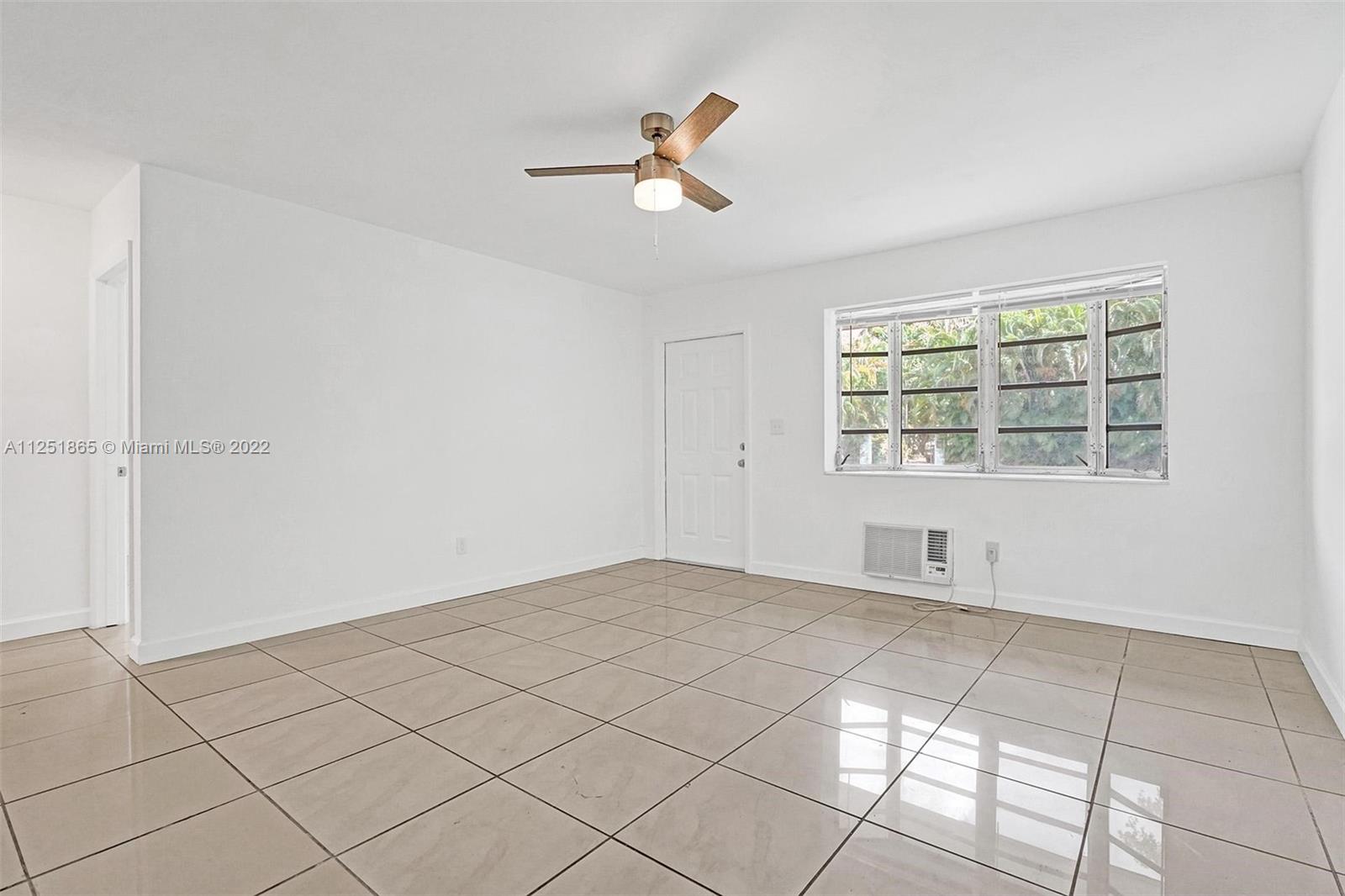 See details / 1594 sq. ft. $ 2022-11-15 0 Photo