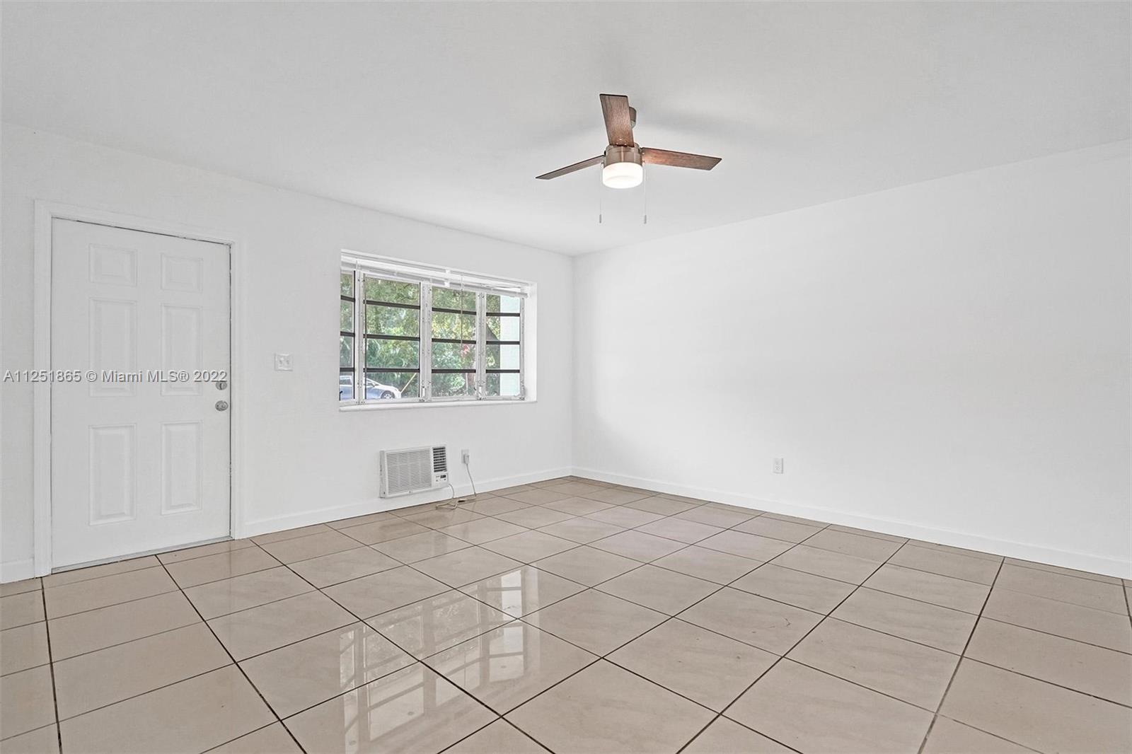 See details / 1594 sq. ft. $ 2022-11-15 0 Photo