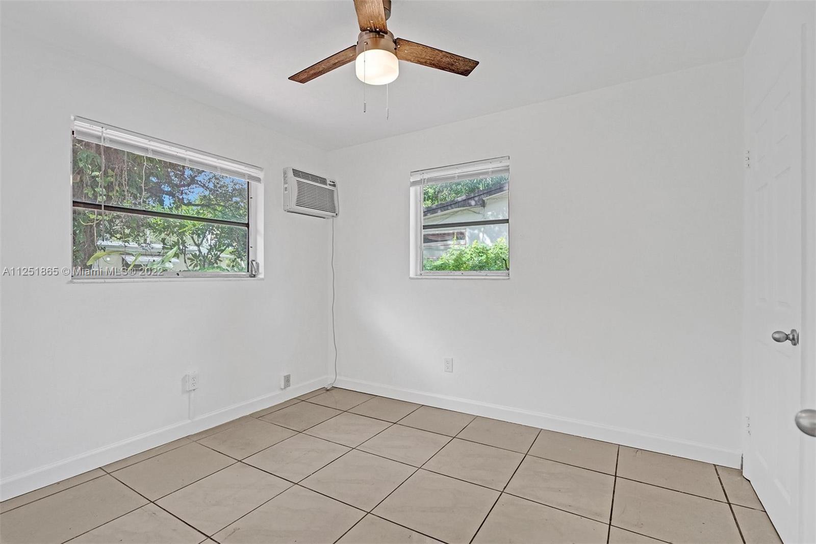 See details / 1594 sq. ft. $ 2022-11-15 0 Photo