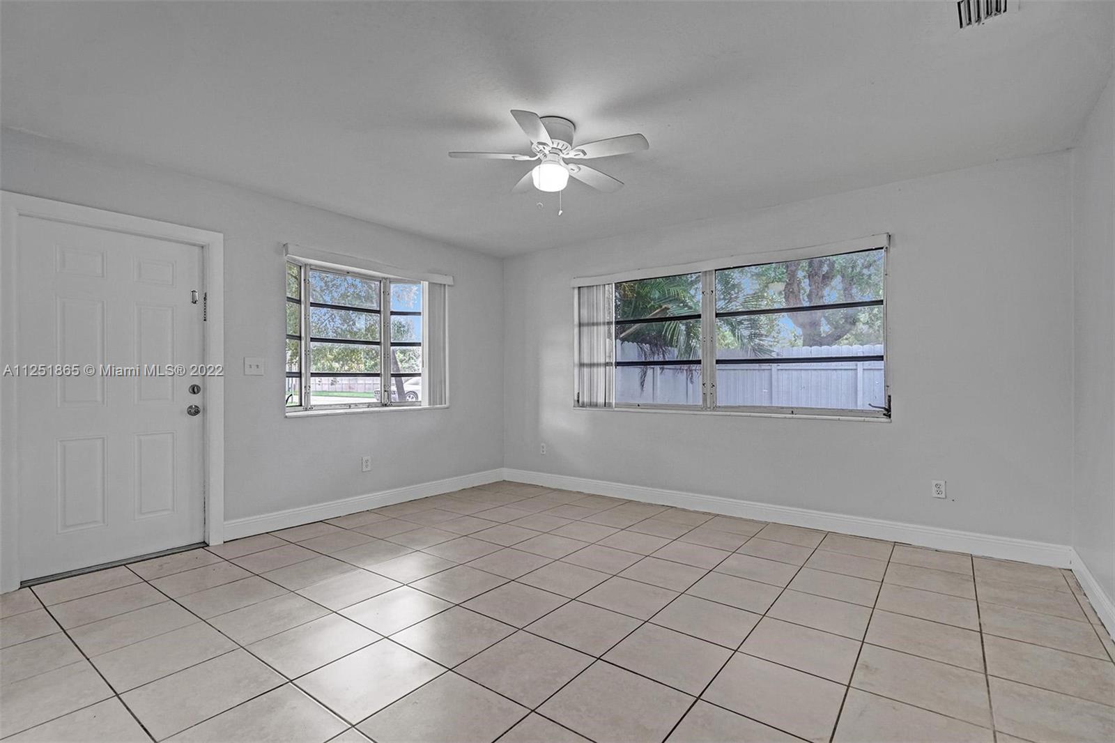 See details / 1594 sq. ft. $ 2022-11-15 0 Photo