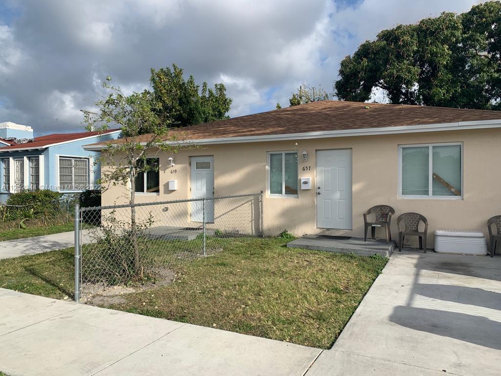 See details / 2145 sq. ft. $ 2022-10-04 0 Photo