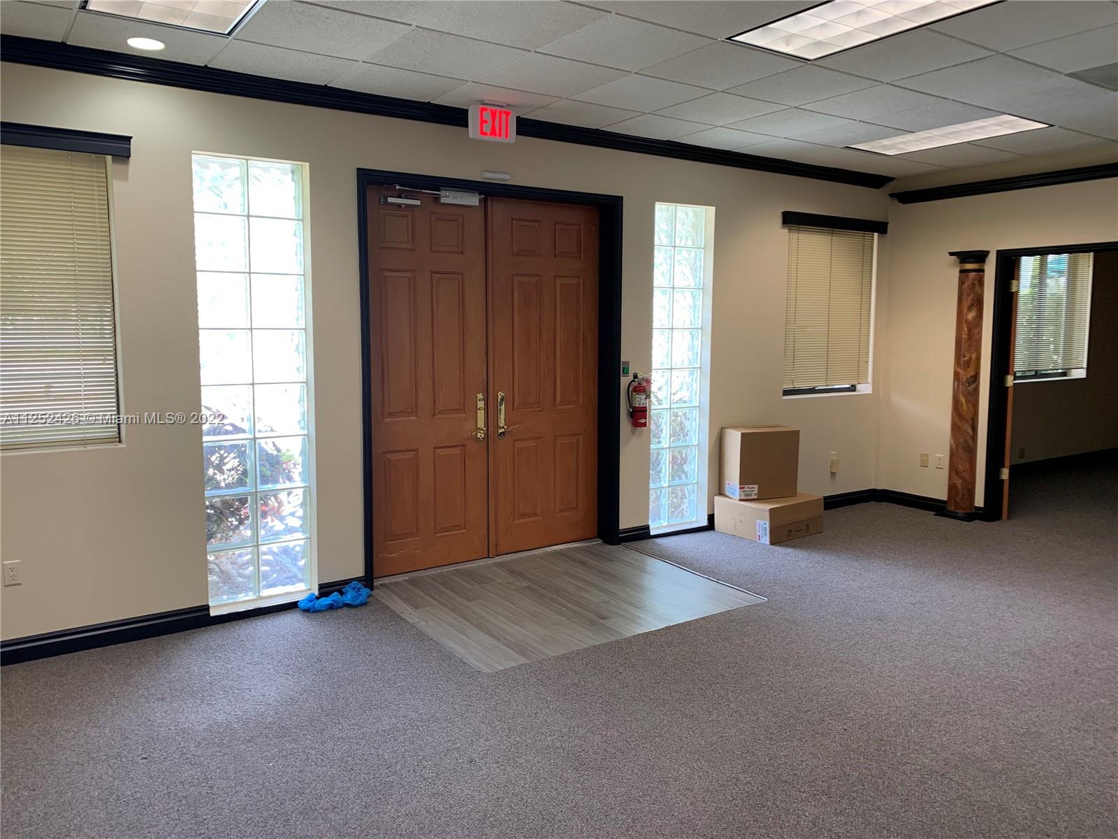 See details / sq. ft. $ 2022-08-05 0 Photo