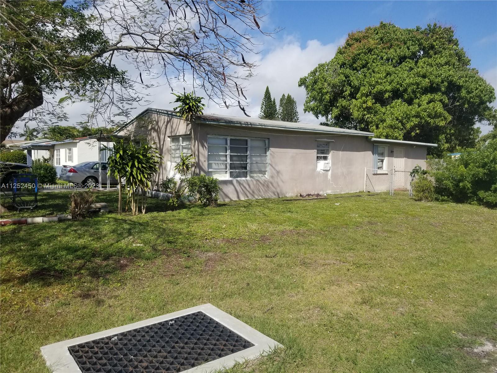 See details / 1274 sq. ft. $ 2023-01-04 0 Photo