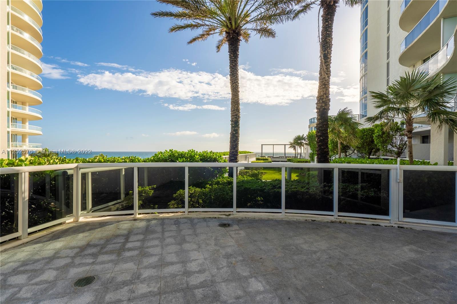 See details 404 3 / 4 2354 sq. ft. $ 2022-08-05 0 Photo