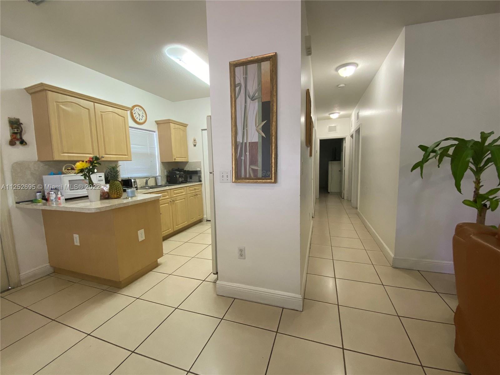 See details / 2715 sq. ft. $ 2022-11-23 0 Photo