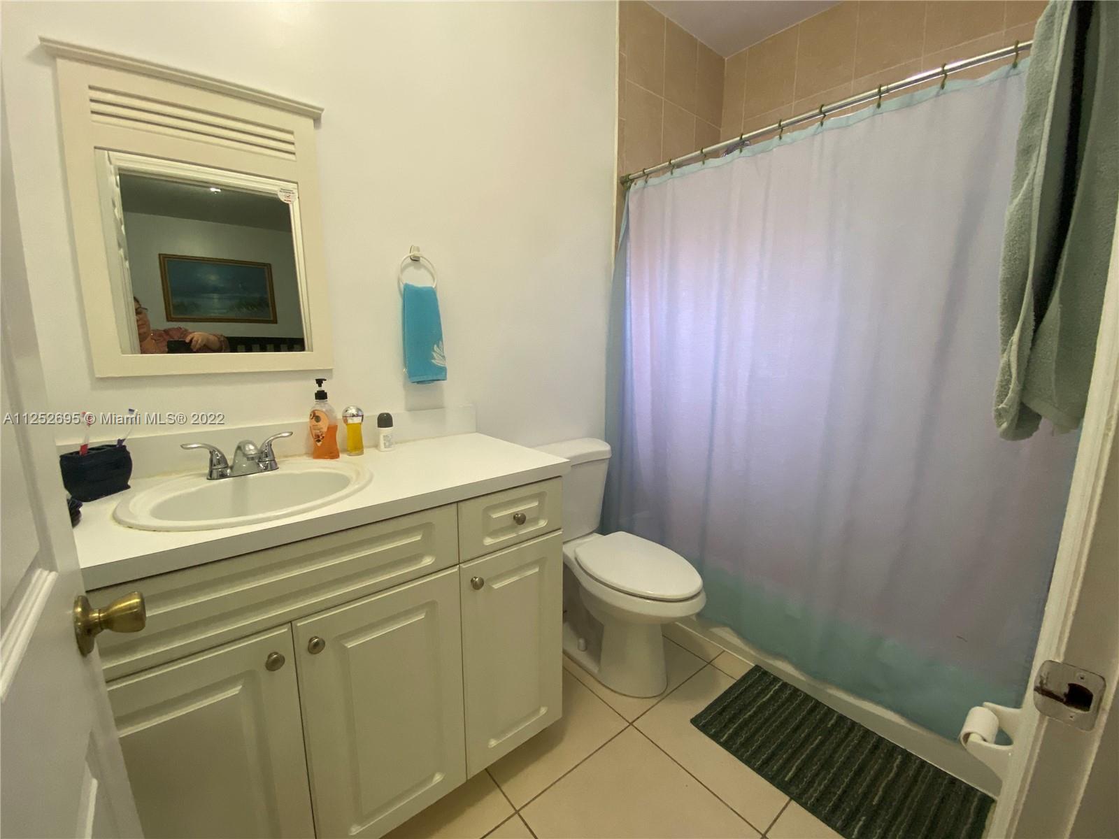 See details / 2715 sq. ft. $ 2022-11-23 0 Photo