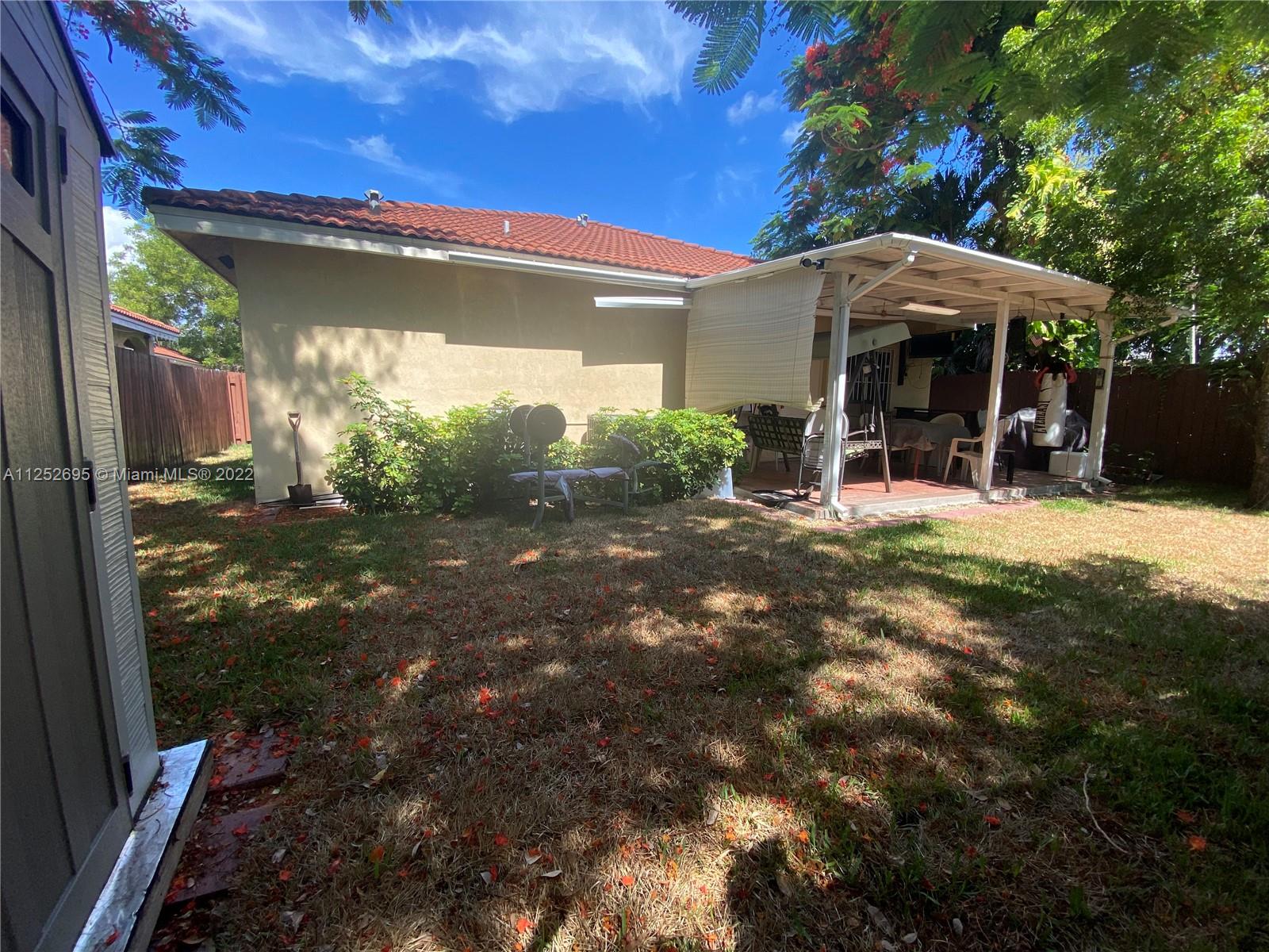 See details / 2715 sq. ft. $ 2022-11-23 0 Photo