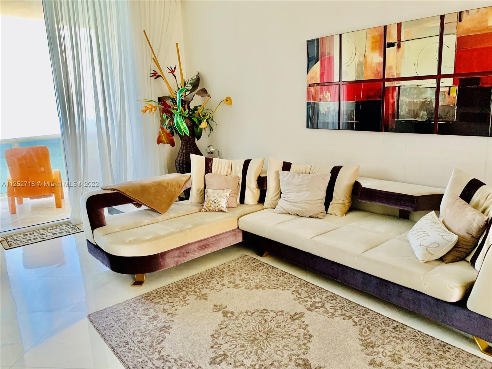 Ver detalles 3806 3 / 4 2558 sq. ft. $ 2022-08-06 0 foto