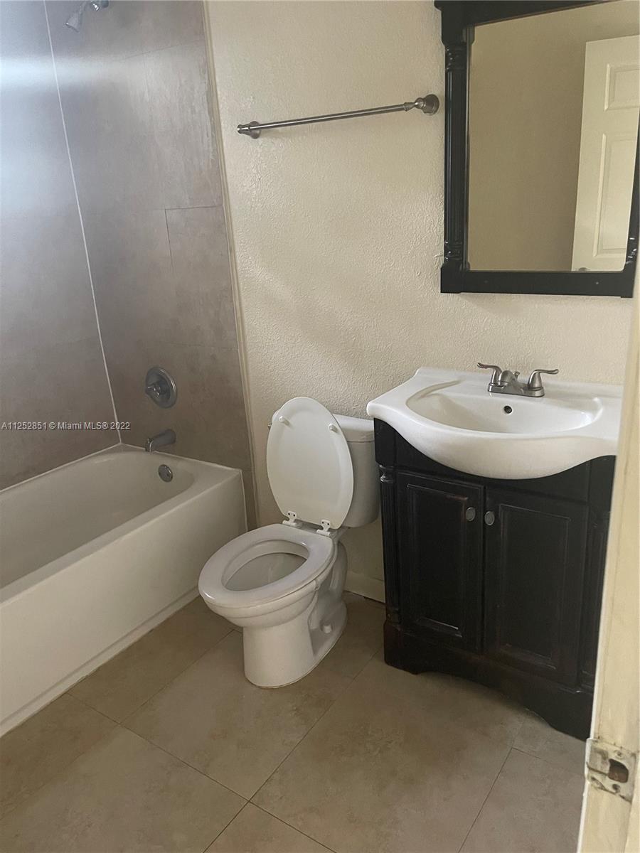 See details / 2506 sq. ft. $ 2023-01-14 0 Photo
