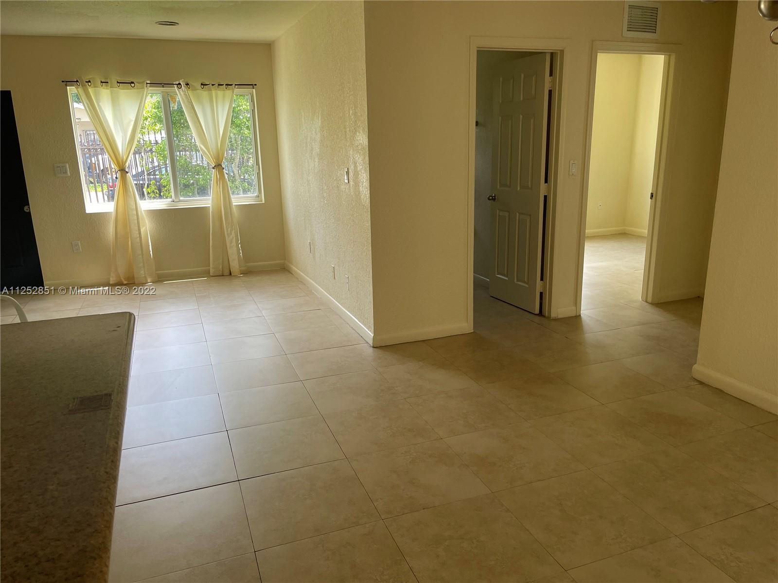 See details / 2506 sq. ft. $ 2023-01-14 0 Photo