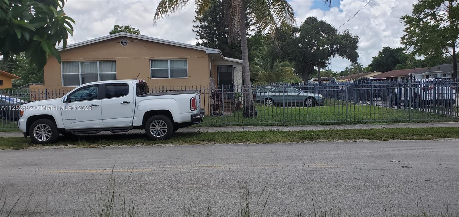 See details / 1614 sq. ft. $ 2022-08-06 0 Photo