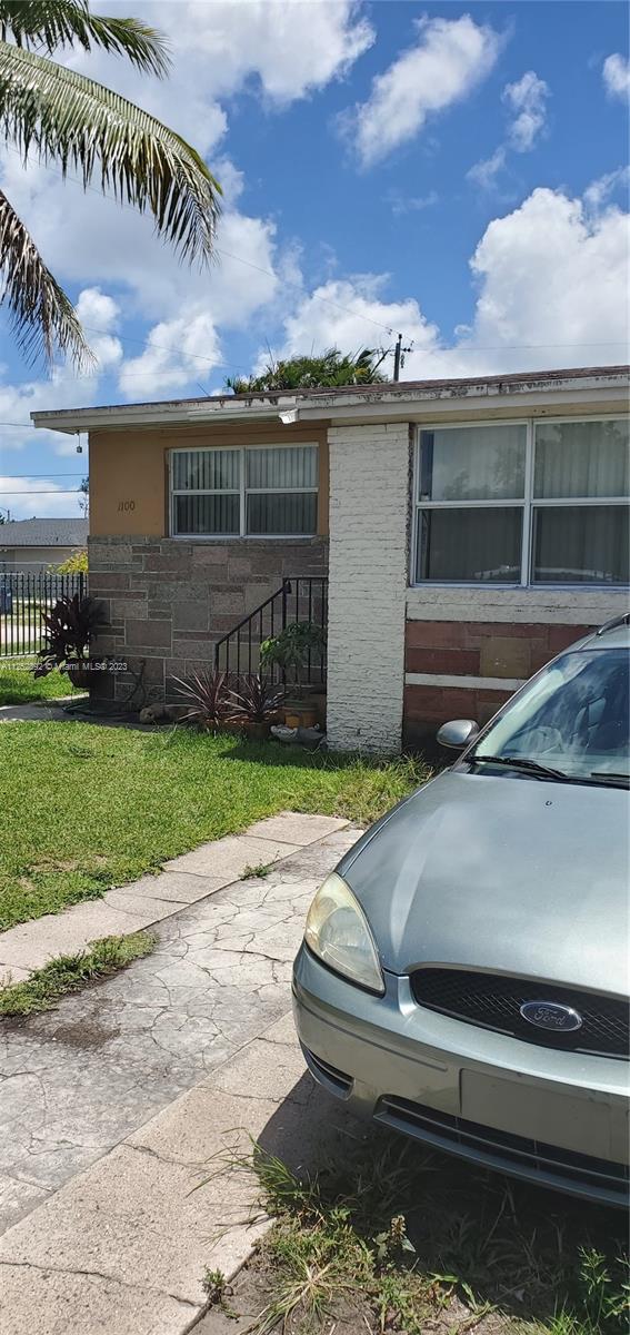 See details / 1614 sq. ft. $ 2022-08-06 0 Photo