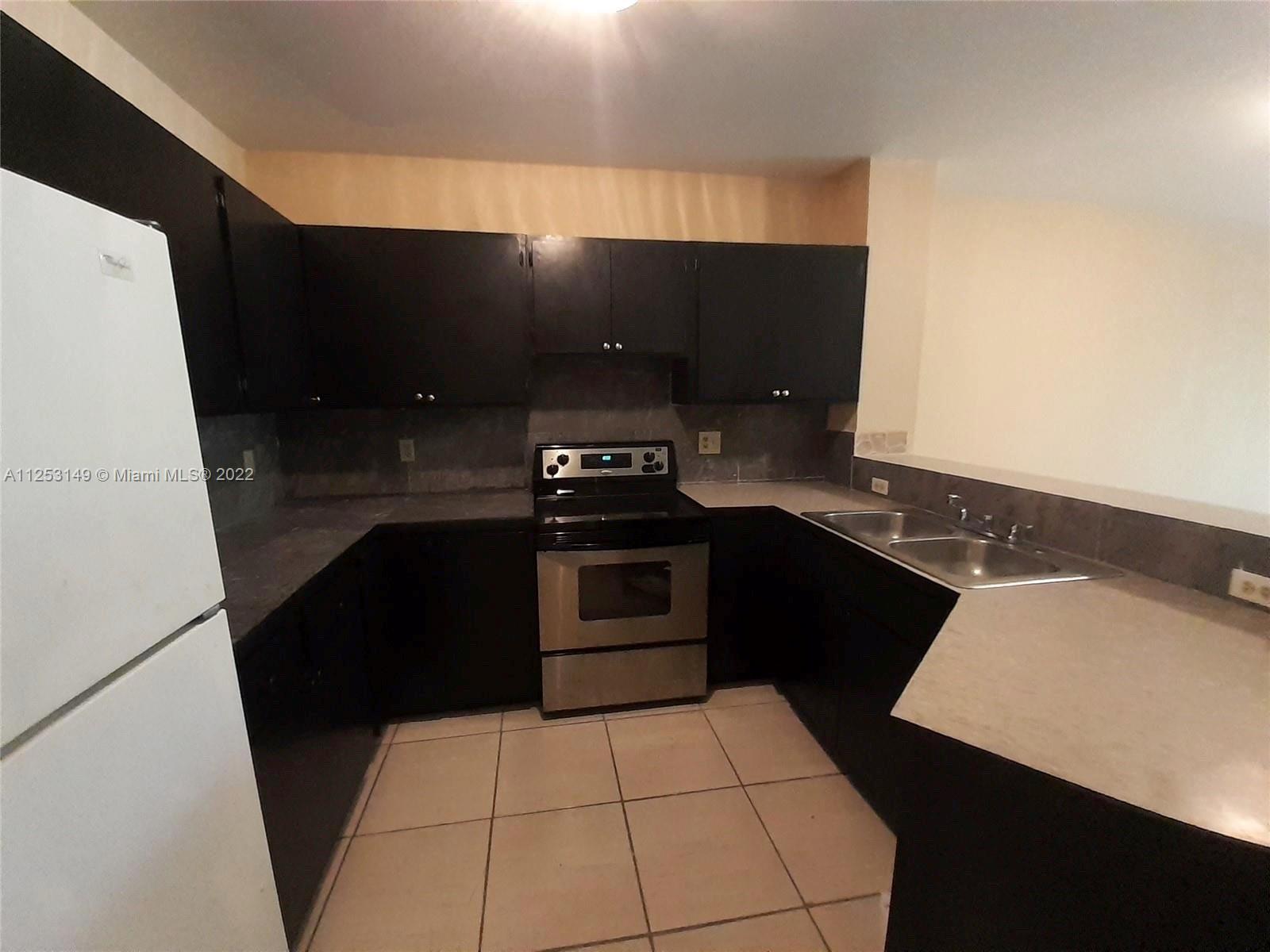 See details / 6938 sq. ft. $ 2022-09-27 0 Photo
