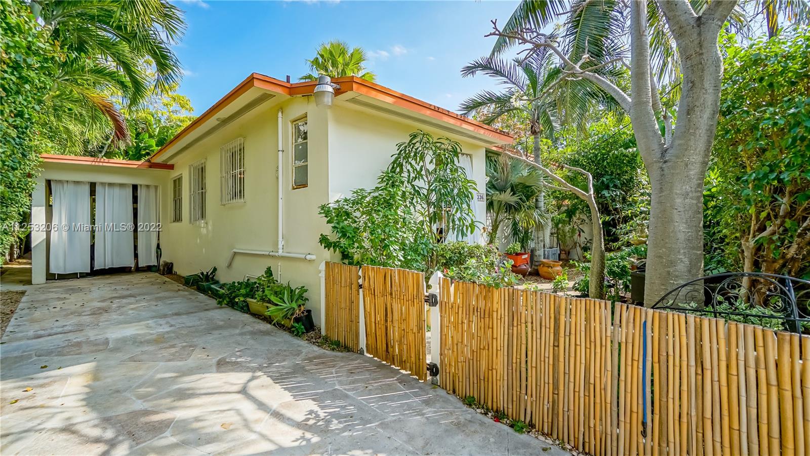 See details / sq. ft. $ 2022-08-08 0 Photo