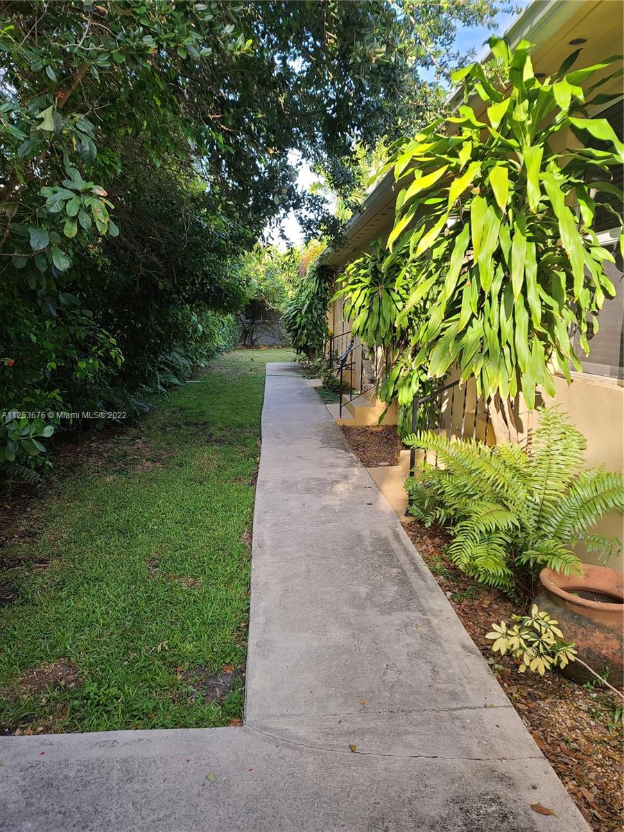 See details / 1540 sq. ft. $ 2022-08-12 0 Photo