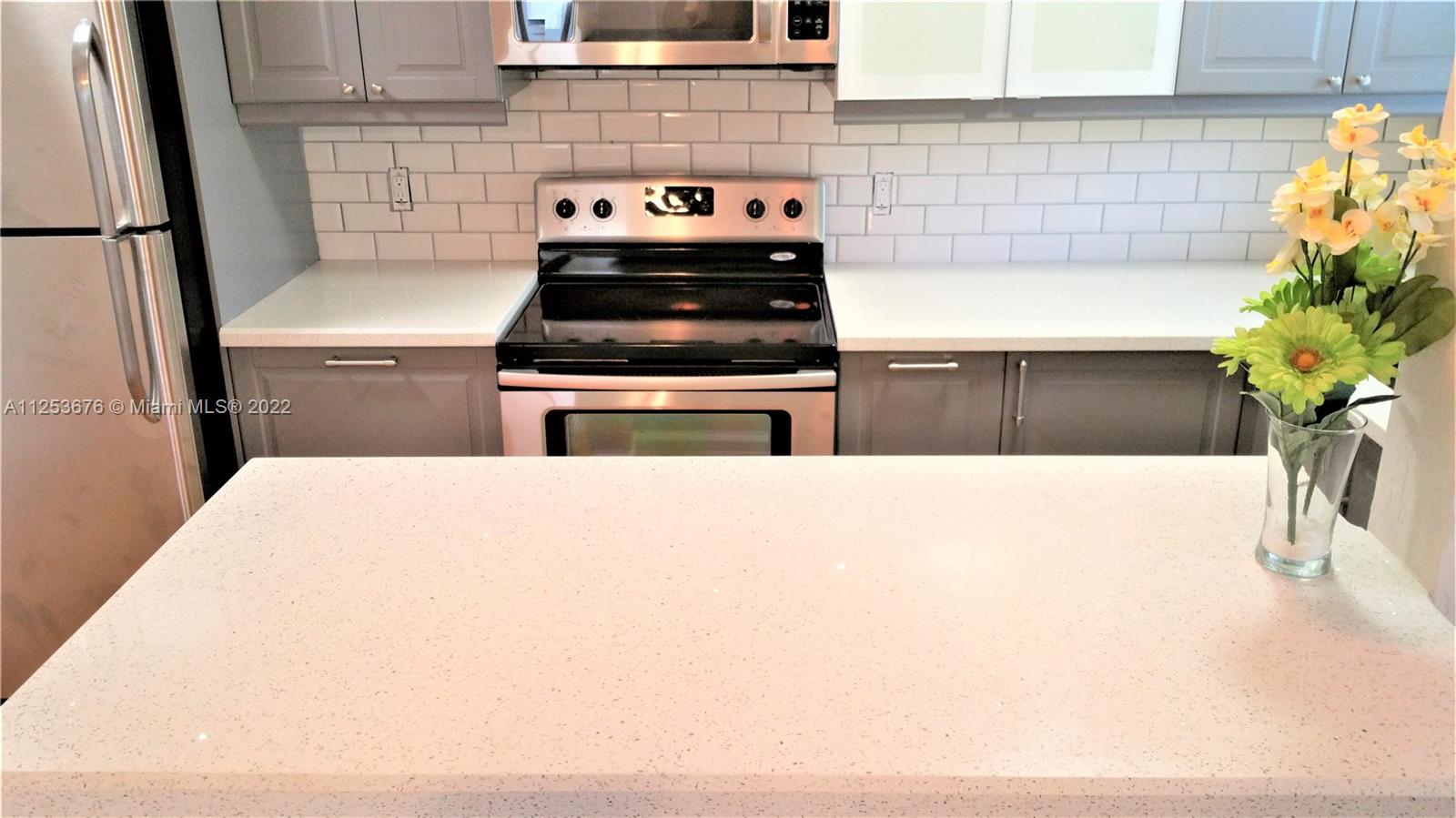 See details / 1540 sq. ft. $ 2022-08-12 0 Photo
