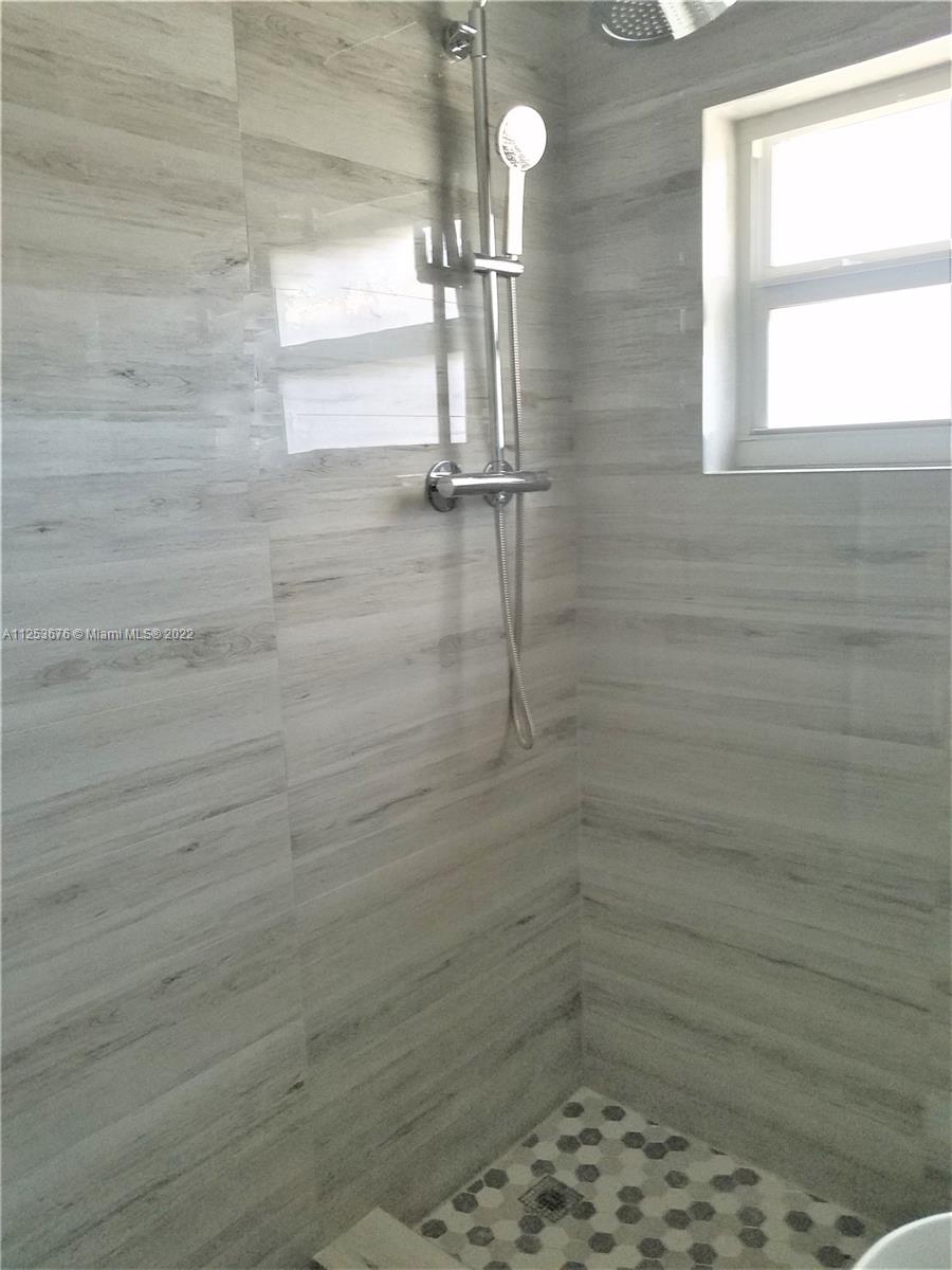 See details / 1540 sq. ft. $ 2022-08-12 0 Photo
