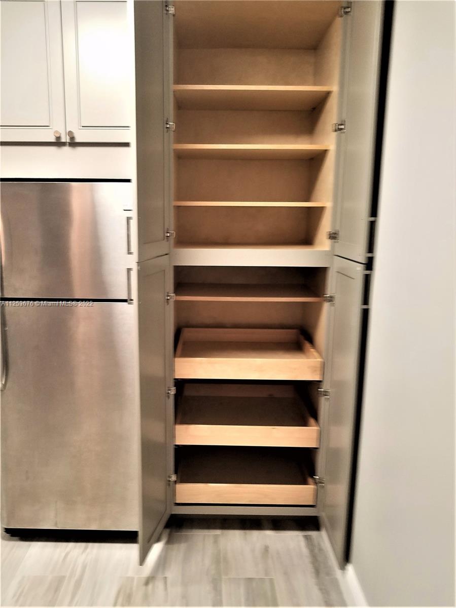See details / 1540 sq. ft. $ 2022-08-12 0 Photo