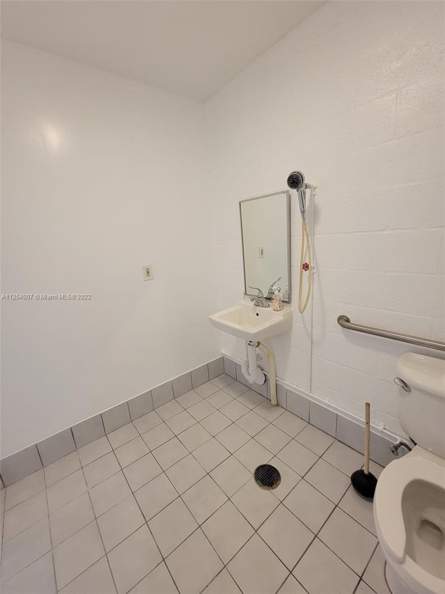 See details / sq. ft. $ 2022-08-09 0 Photo