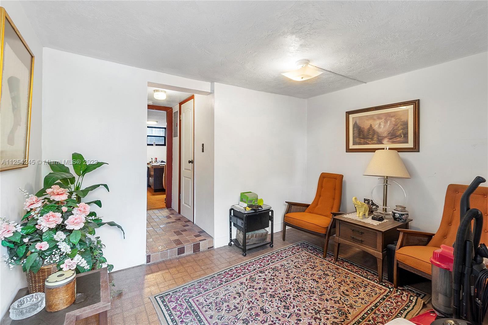 See details / sq. ft. $ 2023-01-09 0 Photo
