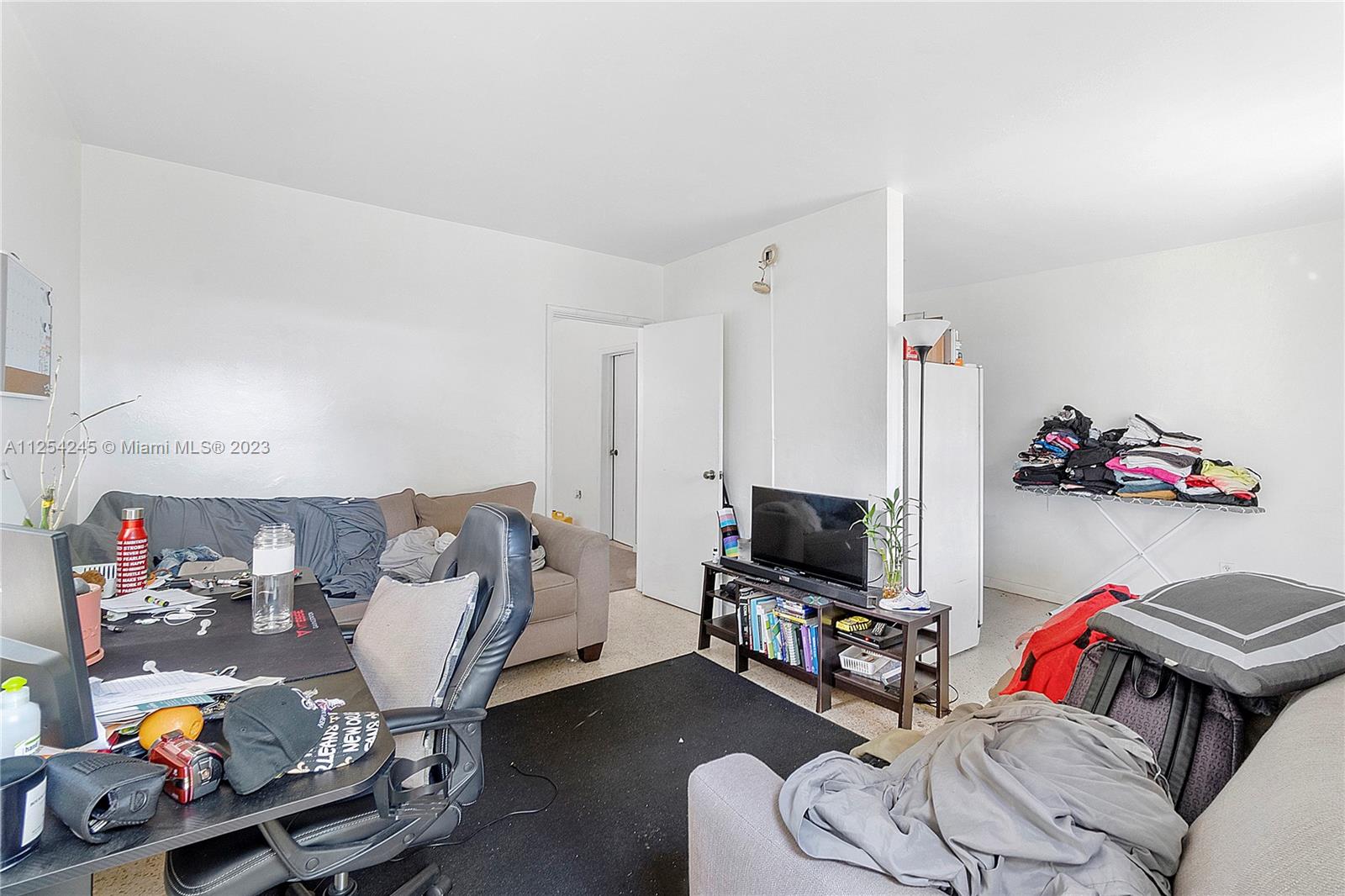 See details / sq. ft. $ 2023-01-09 0 Photo