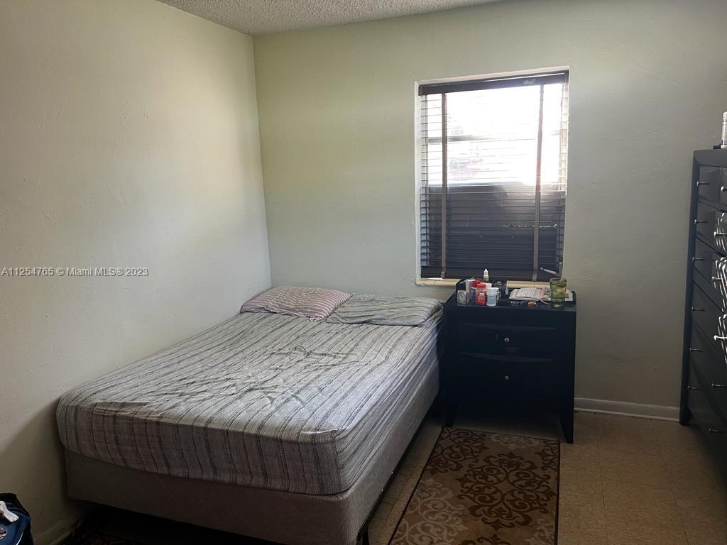 See details / 1478 sq. ft. $ 2022-10-20 0 Photo