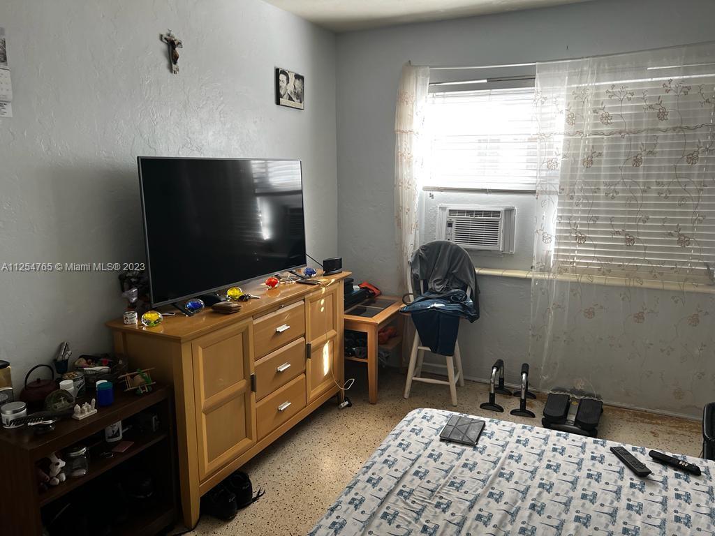 See details / 1478 sq. ft. $ 2022-10-20 0 Photo